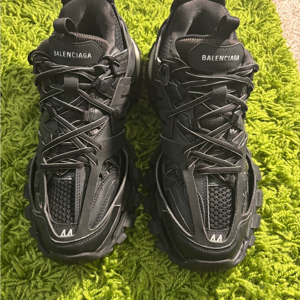 Balenciaga Black Athletic Shoes - Picture 5 of 8